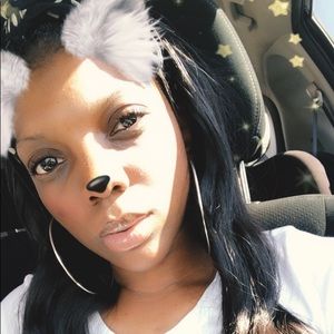 Meet your Posher, Daniella